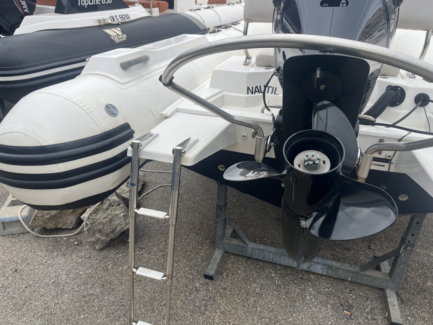 slider 7 Tiger Marine Tiger 650 Open